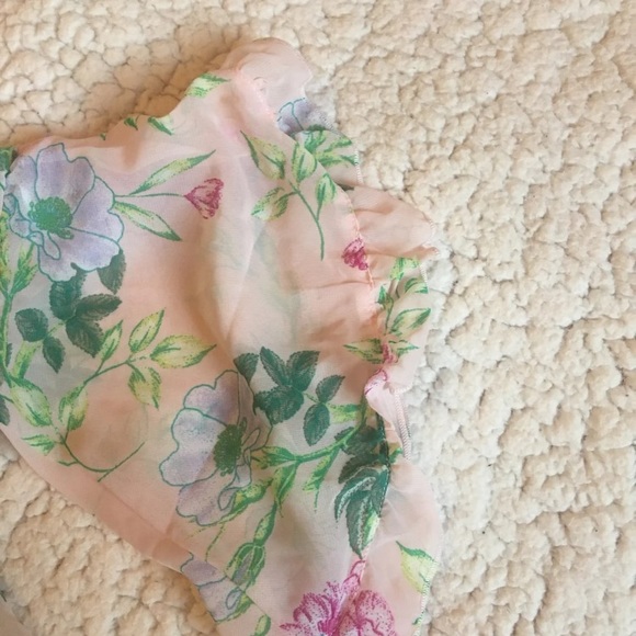 off-shoulder floral light pinktop - Picture 5 of 7